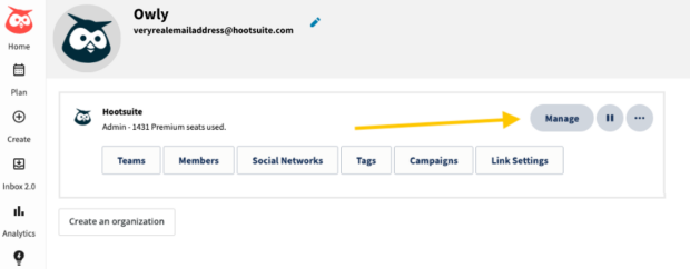 Hootsuite profile with arrow point to the Manage button